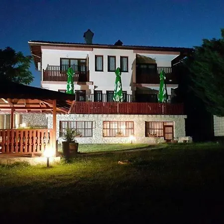 Paulovnia * 阿斯帕鲁霍沃