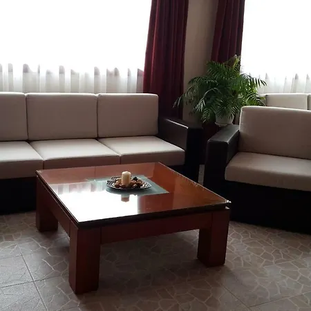 пауловния * Аспарухово